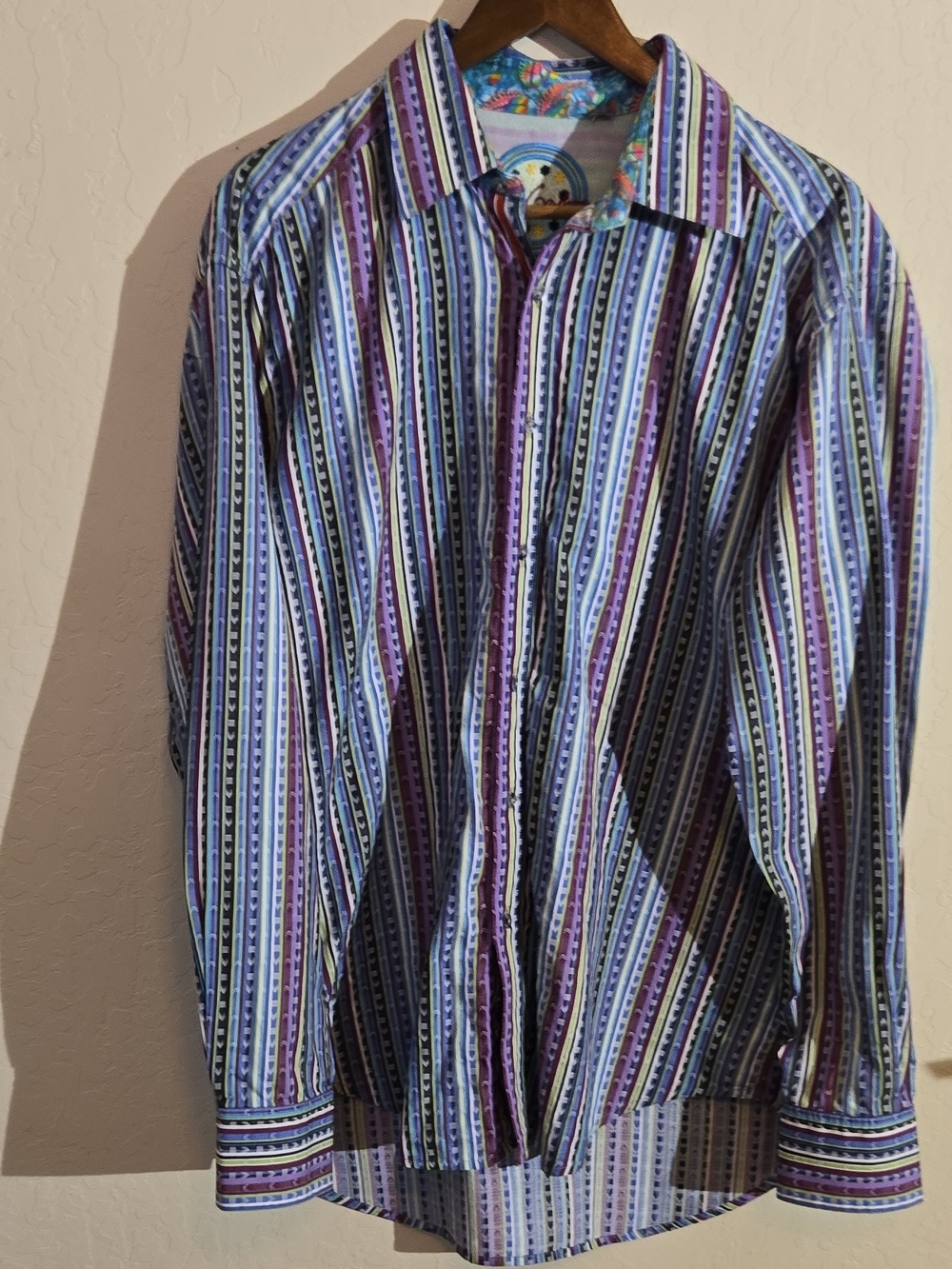 Robert Graham Men's Vertical Stripe Button-Down in Purple and Blue